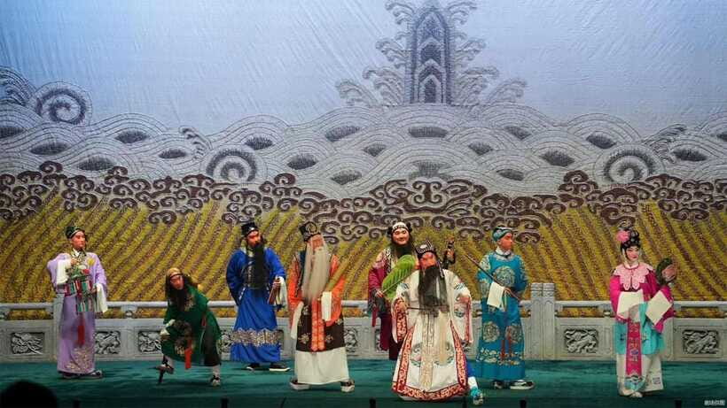 Liyuan Theater Beijing Opera Show Tickets - Ticket pickup that keeps you out of the theater maze