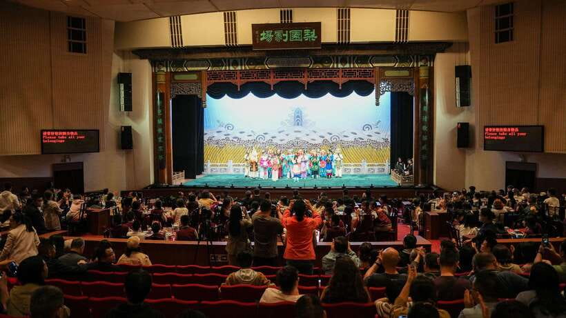 Liyuan Theater Beijing Opera Show Tickets - Timing and the no-late-entry rule (this matters more than you think)
