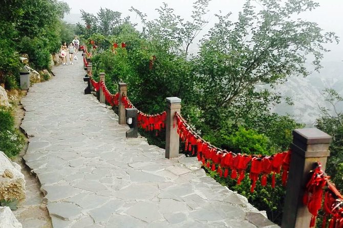 Lock Your Love on Simatai Great Wall with Gubei Water Town Visit and Cable Car Ride - Why this Simatai + Gubei day feels different than a basic Great Wall trip