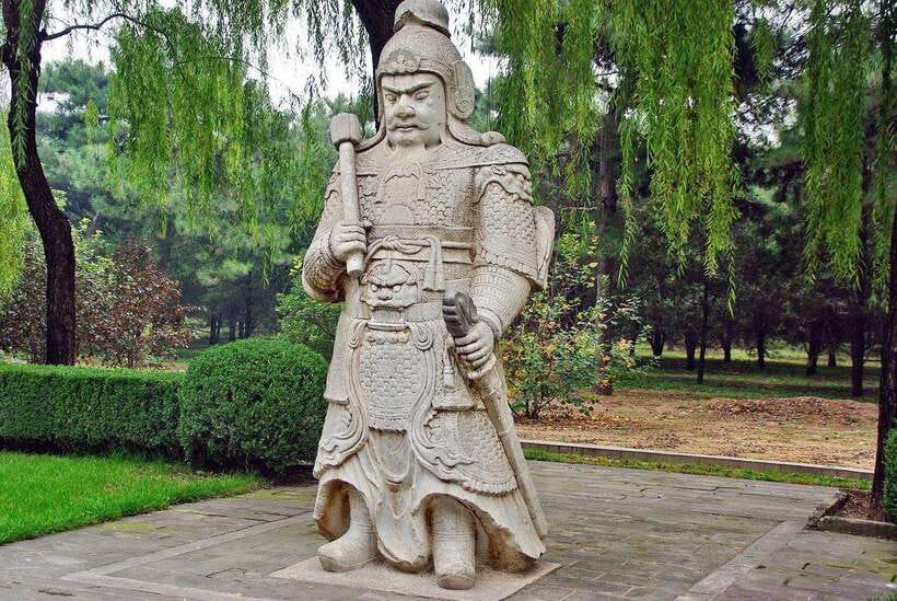 Ming Tombs Private Tour: Sacred Road, Dingling and Changling - Price and logistics: is $135 per person a good deal?