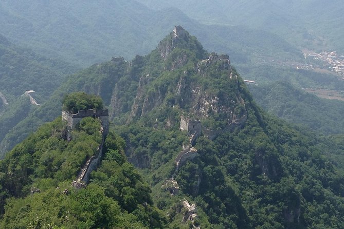 Mini Group: One-Day Jiankou to Mutianyu Great Wall Hiking Tour - Transport and comfort: what’s included, what’s not