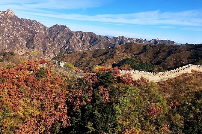 Mutianyu and Huanghuacheng Great Wall Private Tour with English Speaking Driver - What to bring: shoes, stamina, and a smarter lunch plan