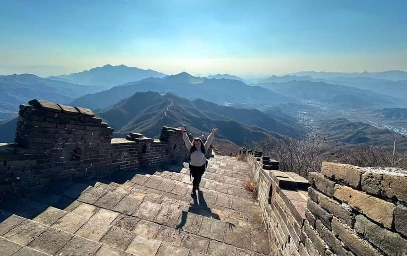 Mutianyu Great Wall 5-KM Guided Hike with Uphill Cable Car - The 5-km Guided Hike: Tower 14 to Tower 20 Summit