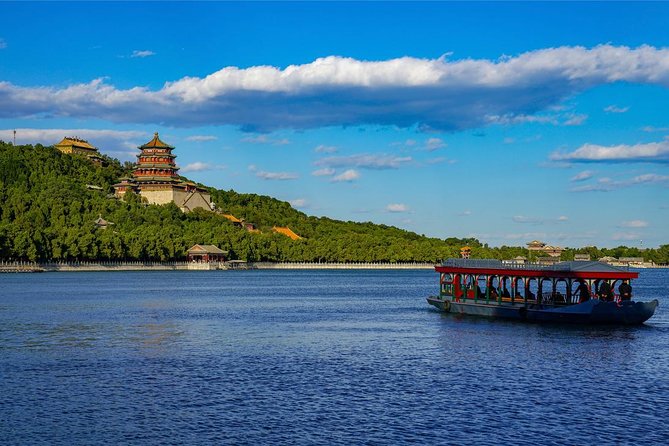 Mutianyu Great Wall and Summer Palace Private Day Trip with Lunch - Hiking on the Ramparts: How to Spend Your Wall Time Well