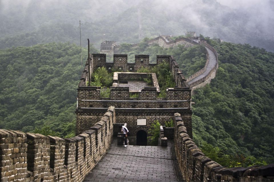 Mutianyu Great Wall Bus Group Tour - Should You Book This Tour to Mutianyu?