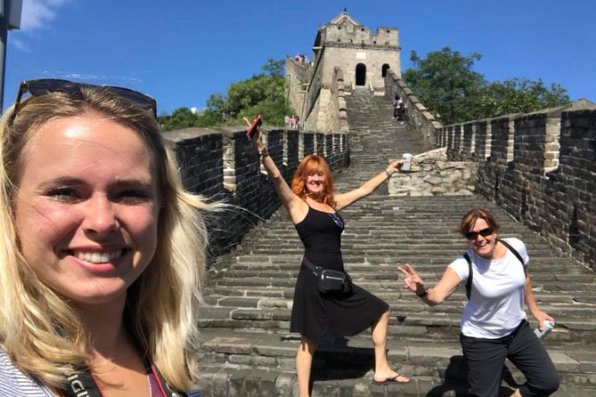 Mutianyu Great Wall Private Tour With an English Speaking Driver - How the 9-Hour Schedule Feels in Real Life