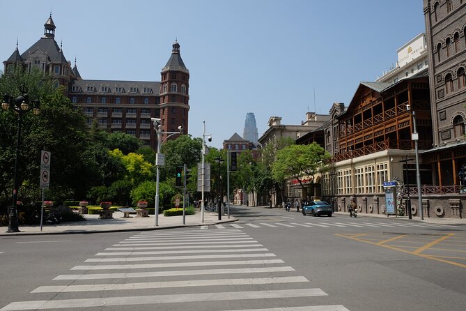 One day tour to downtown Tianjin from Beijing by high speed train - The high-speed train segment: it sets the tone