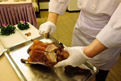 Peking Duck & Beyond:Exploring the Best Eats in Beijing's Hutongs - The private guide element: what you gain beyond the menu