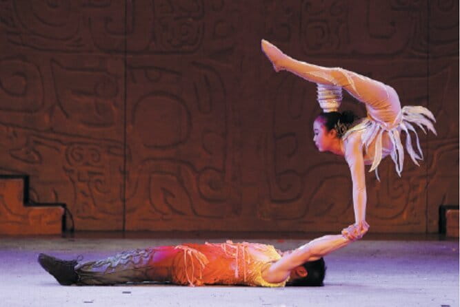 Peking Opera at Liyuan Theater Tickets - English translations and subtitles: making sense of the drama