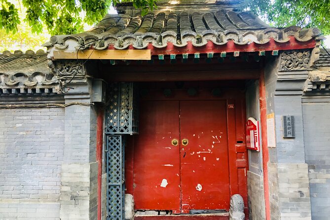 Private Beijing Hutong Walking Tour Walk with a Beijinger - Price and value: what $49 gets you for 2 hours