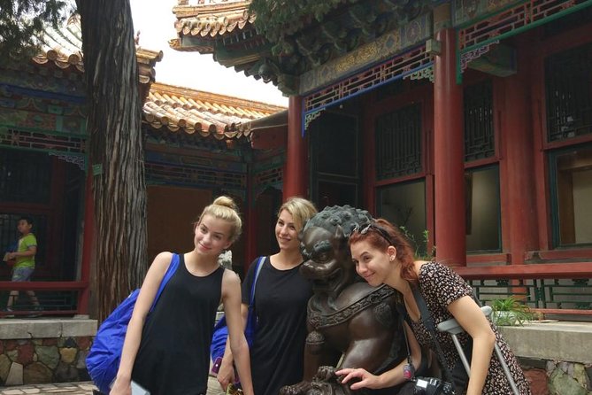 Private Day Tour to Tiananmen Square, Forbidden City and Hutong by Public Transportation - Hotel meet-up and getting on the subway without the guesswork