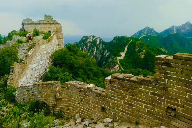 Private Full-Day Great Wall of China Hiking Tour from Jiankou to Mutianyu - Getting Down at Mutianyu: Cable Car vs. Toboggan Slide
