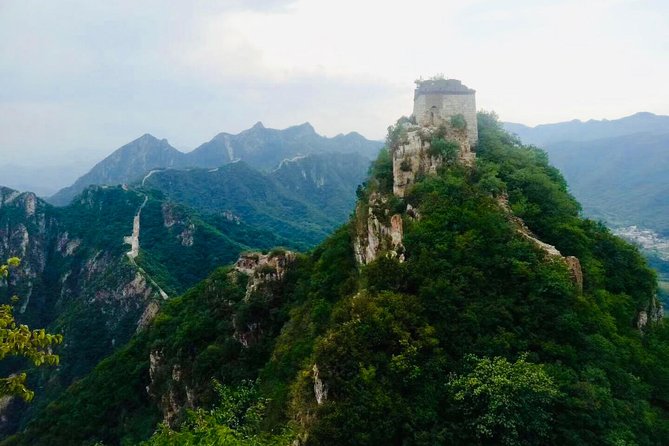 Private Full-Day Great Wall of China Hiking Tour from Jiankou to Mutianyu - Jiankou Great Wall: Restored-and-Ruined Hike With a Route-Savvy Guide