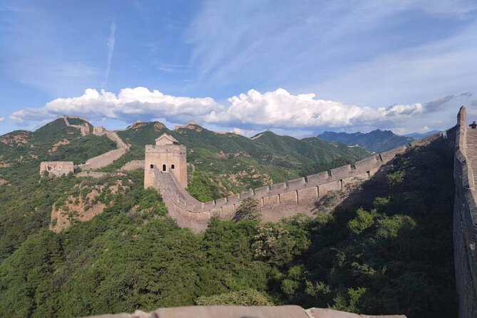 Private Jinshanling Great Wall Hiking Tour - Jinshanling’s quieter stretch: why this wall section feels different