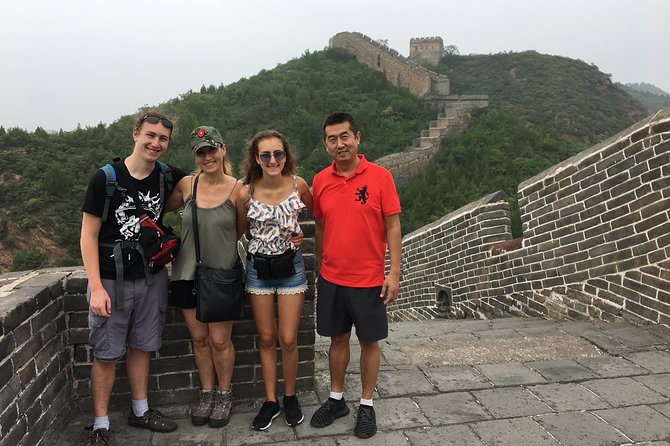Private layover tour to the Great Wall at Mutianyu - Cable Car Up, Toboggan Down: How This Tour Keeps It Fun