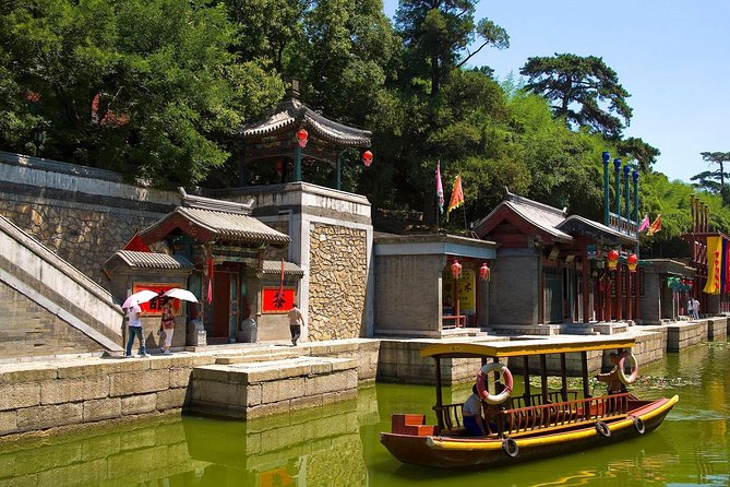 Private Layover Transfer: Mutianyu Great Wall&City Attractions - Price and value: what $79.20 really buys you