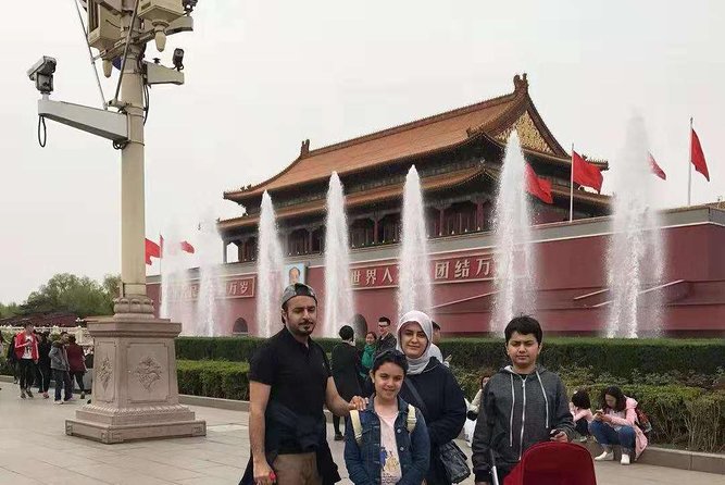 Private Tour to Mutianyu Great Wall, Tiananmen Square and Forbidden City - Service details that matter on a long day