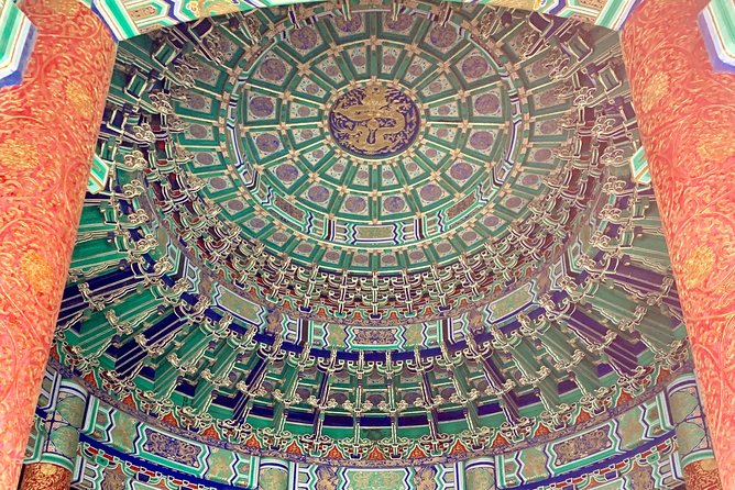 Private Tour to the Temple of Heaven and Tea tasting at the Maliandao Tea city - Tea tasting with five styles (and snacks included)