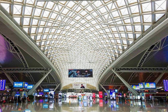 Private Transfer from Beijing Railway Station to Hotel - Your Vehicle Choice: Sedan for 1–2, Minivan for 3–9, Minibus for 10–15