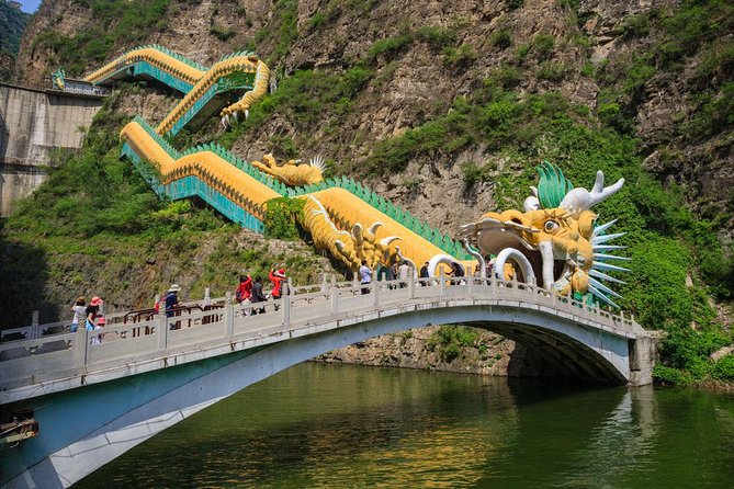 Private Transfer to Longqingxia: For Ravine Tours & Ice Festival - Comfort details that matter more than they sound