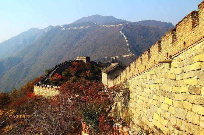 Round-Trip Private Transfer from Your hotel in Beijing to Great wall at Mutianyu - The Drive to Mutianyu: A Comfortable Break From City Traffic