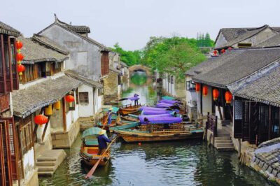 Shanghai：Old Town, Yu Garden, Zhujiajiao Water Town Bus Tour - Meeting Point: Go Straight to the Yuyuan Area