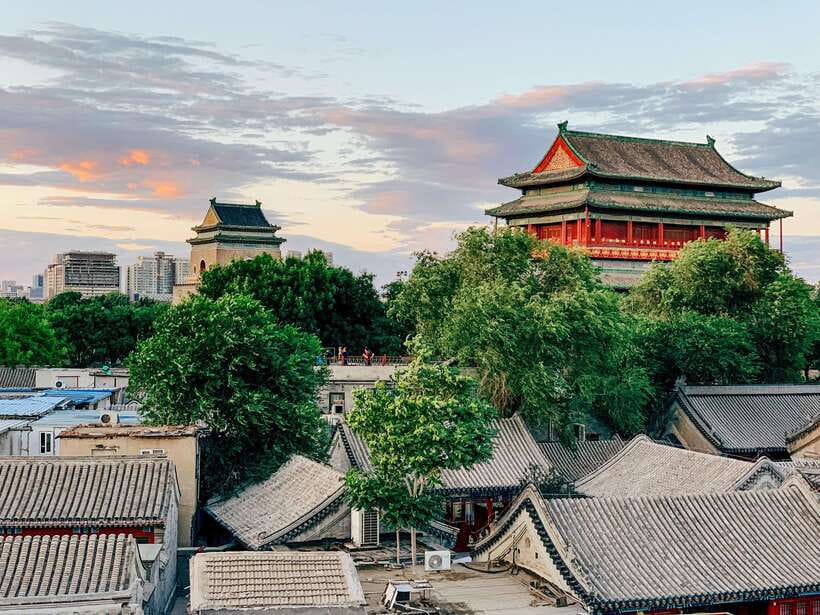 Summer Palace, Hutongs and Temple of Heaven Tour - Hutongs and Shichahai lakes near Drum Tower and Houhai