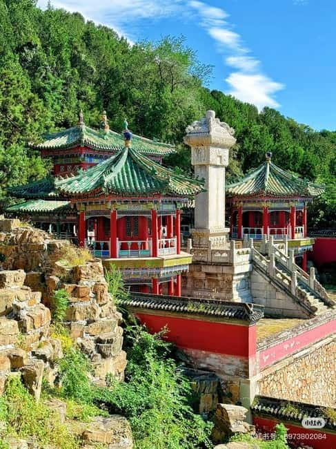 SummerPalace or temple of heaven Ticket with guide(optional) - A one-hour walk in Beijing: use it for your best local payoff