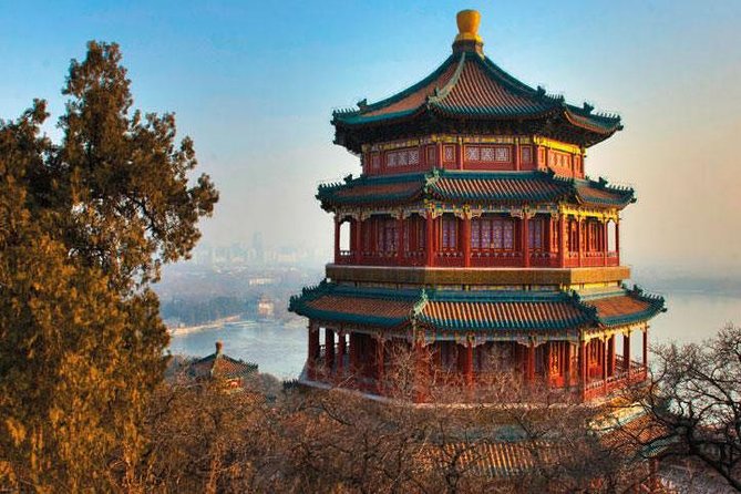 Temple Heaven, Lama Temple, Summer Palace & Peking Duck Bus Tour - Yonghegong (Lama Temple): serenity and Han–Tibetan style