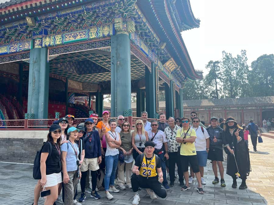 Temple Heaven, Summer Palace, Lama Temple, Hutong Bus Tour - Hutong time: old Beijing neighborhoods without forcing it
