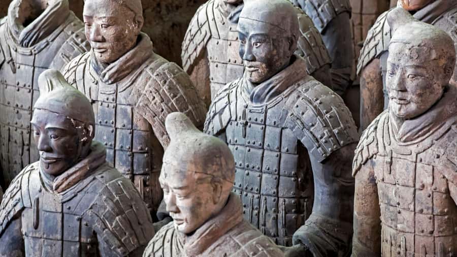 Xian: Bus Tour of Terracotta Warriors With Guide & Lunch - Entering the Terracotta Warriors Museum with a guide’s map in your head